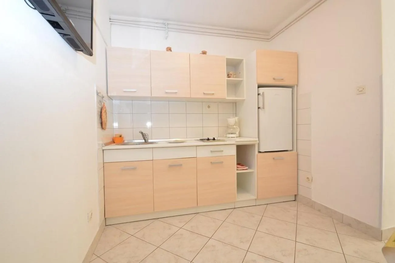 Apartments By The Sea Mali Lošinj