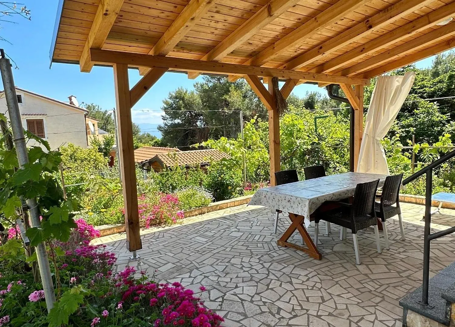 Apartments By The Sea Mali Lošinj 0*,